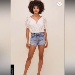 NWOT ASTR COLBY PUFF SLEEVE BODYSUIT